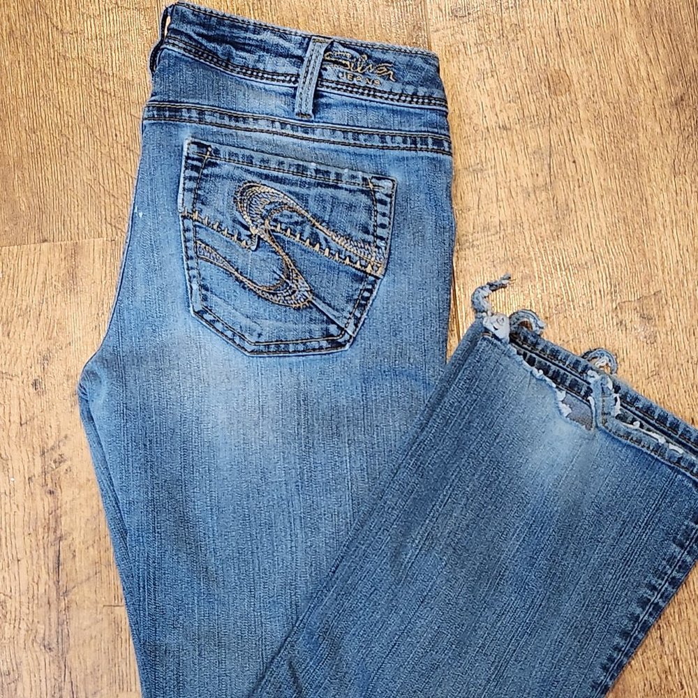 SILVER Toni Low Rise Boot Cut Women's Jeans - Sz 30 x 31